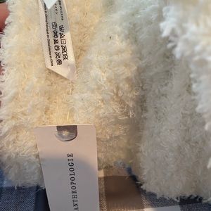 Anthropologie ivory cozy scarf